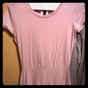 BCBG dusty rose peplum top